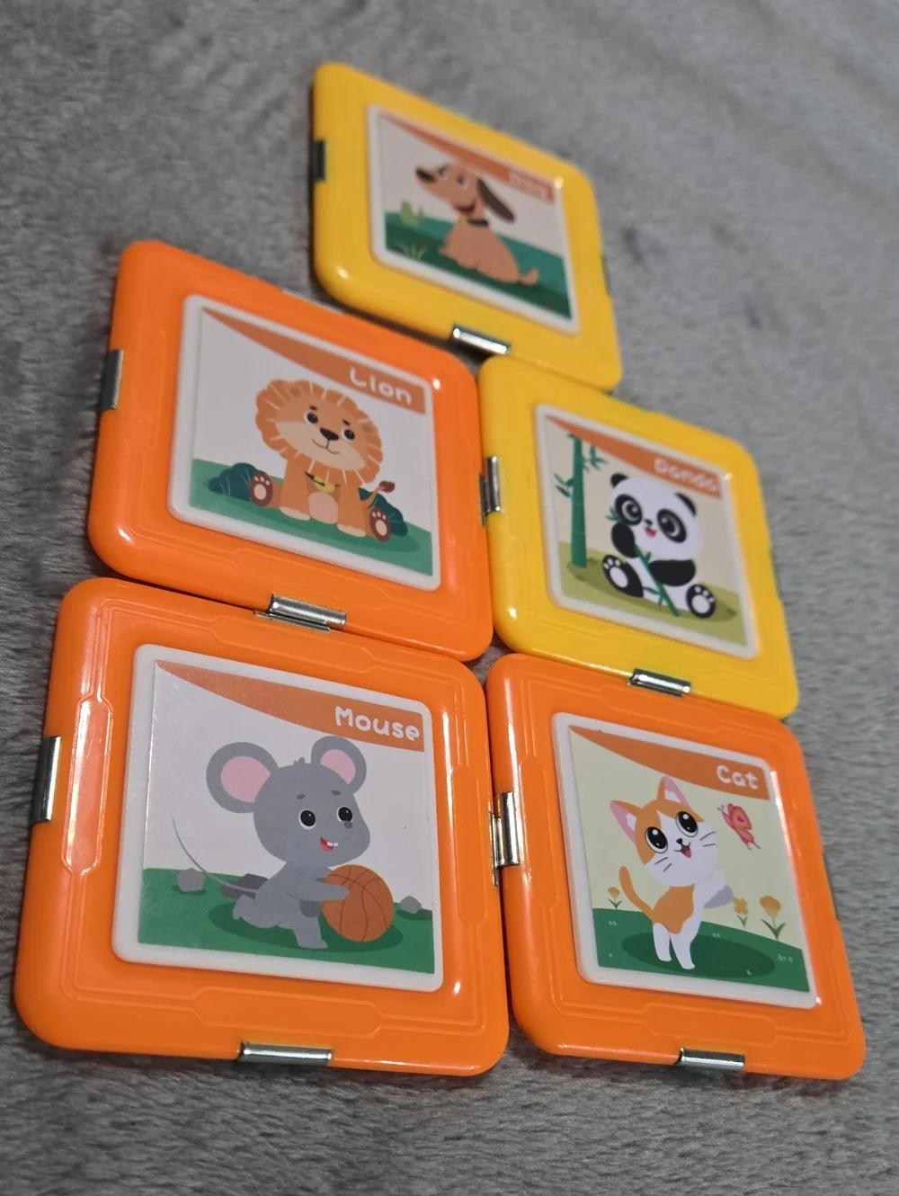 32 Piece Magnetic Blocks Building Toy for Kids With Animal Tiles